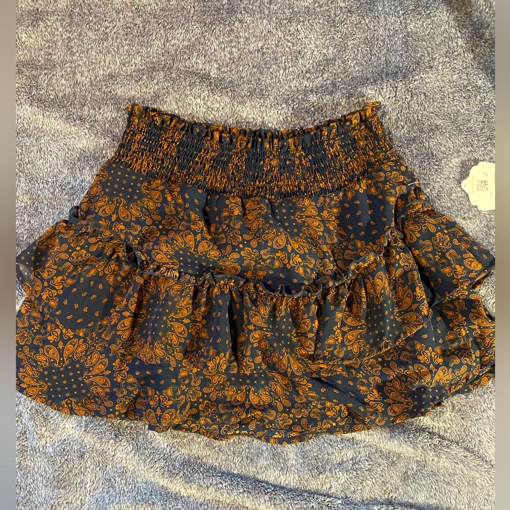Altar’s State Skirt! SIZE: Small
